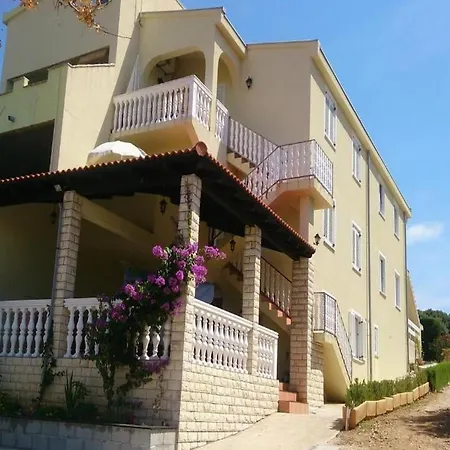 Mare Domus Apartamento *