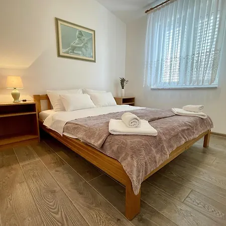 Mare Domus Apartamento *
